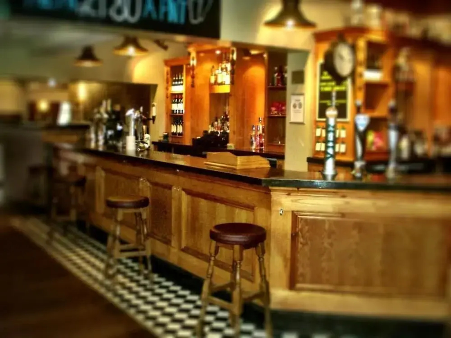 The Admiral Cunningham Hotel