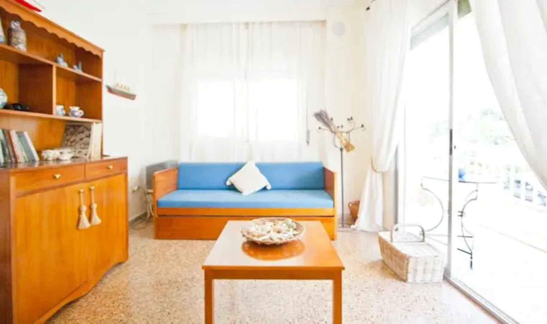 Coral Apartment