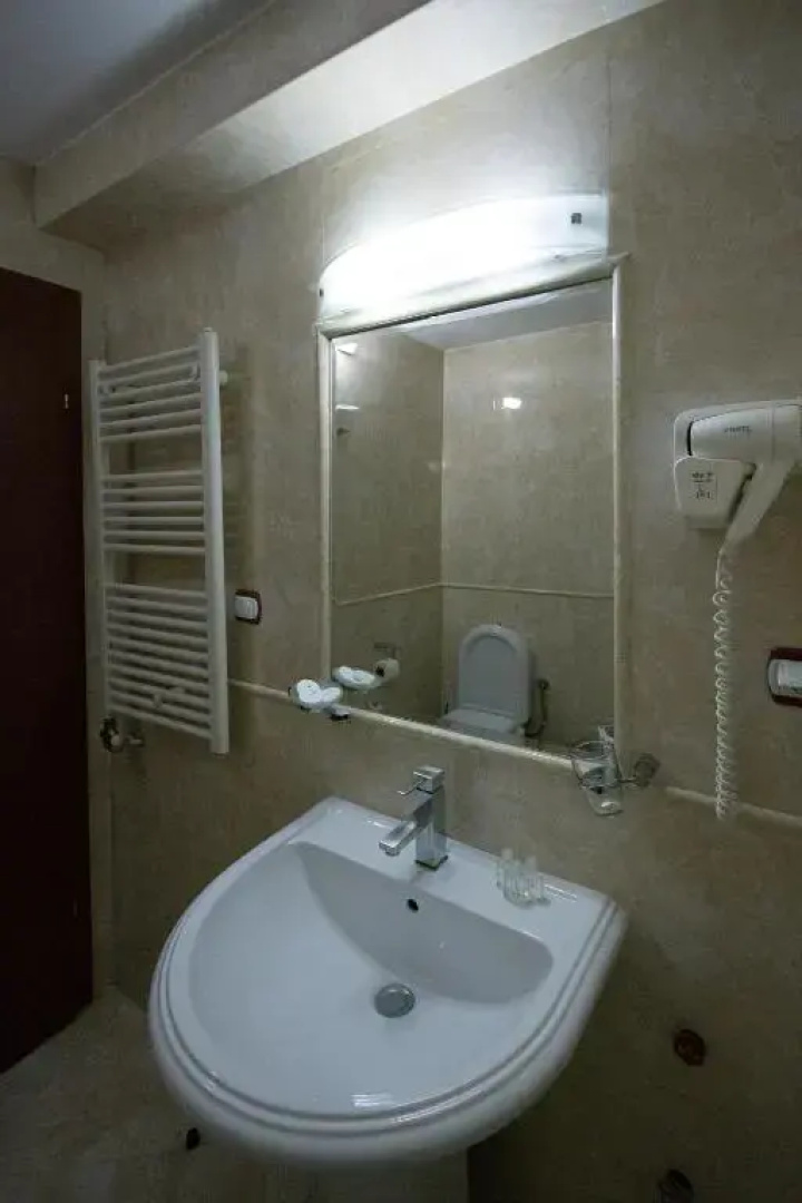 Nar Hotel
