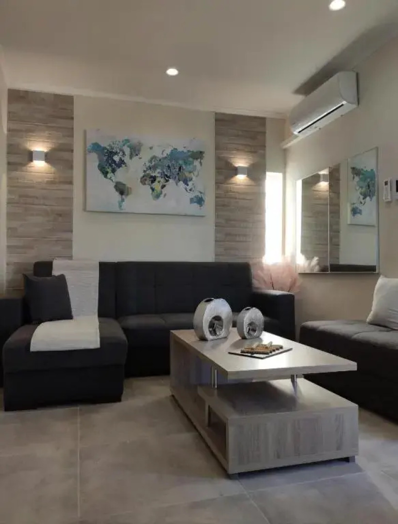 Wish sea and mountain view