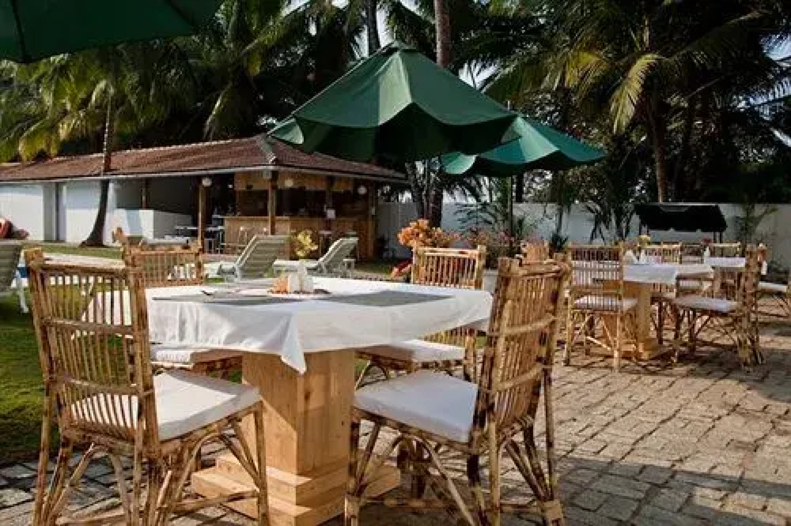 Safira River Front Resort