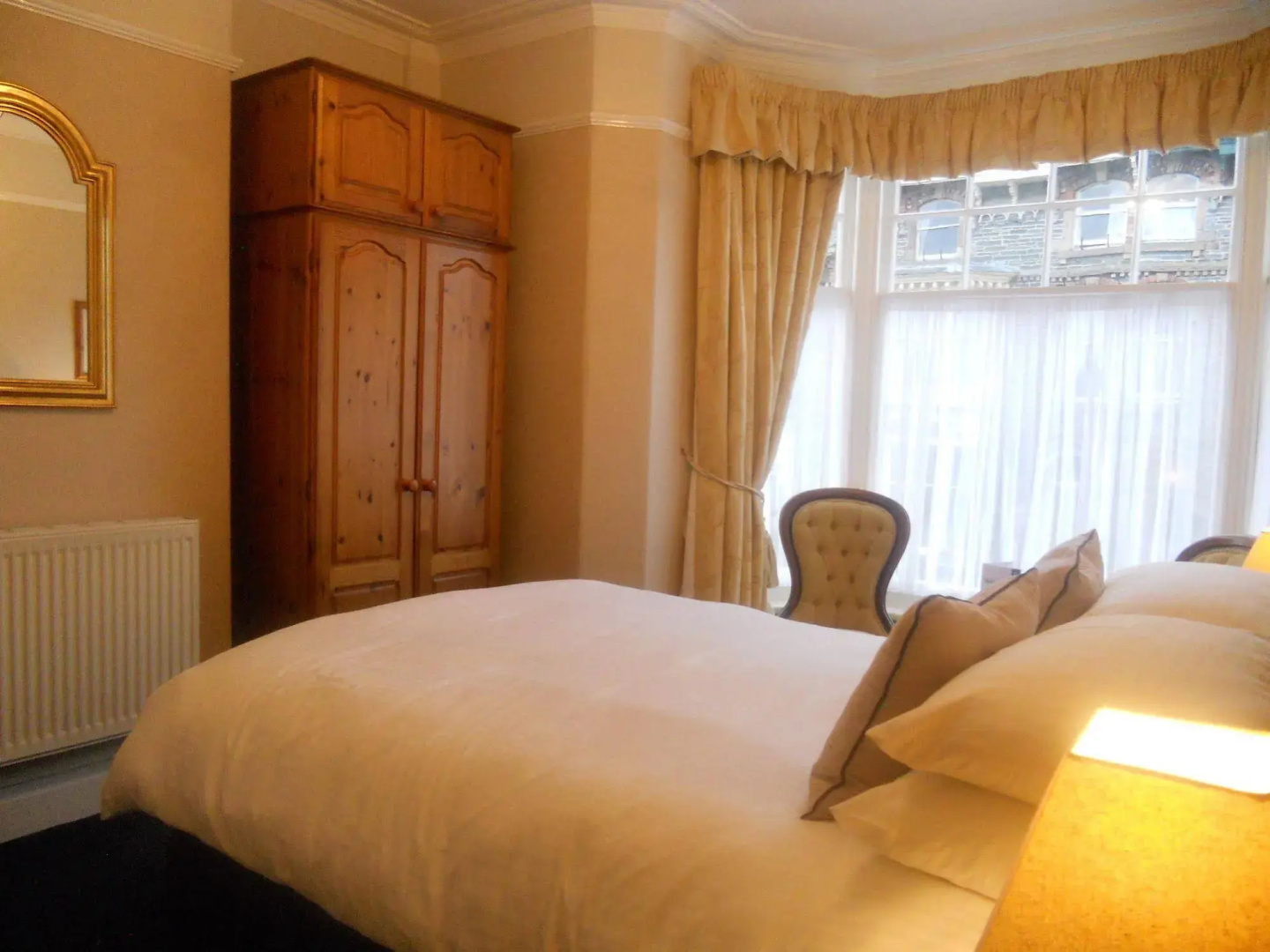 Glendale Guest House