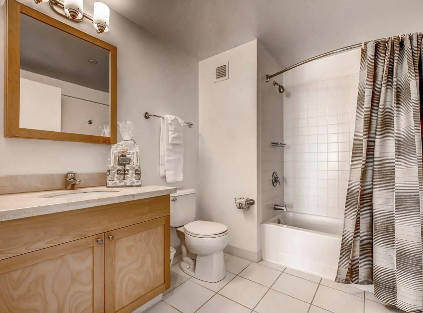 Global Luxury Suites at Kendall West