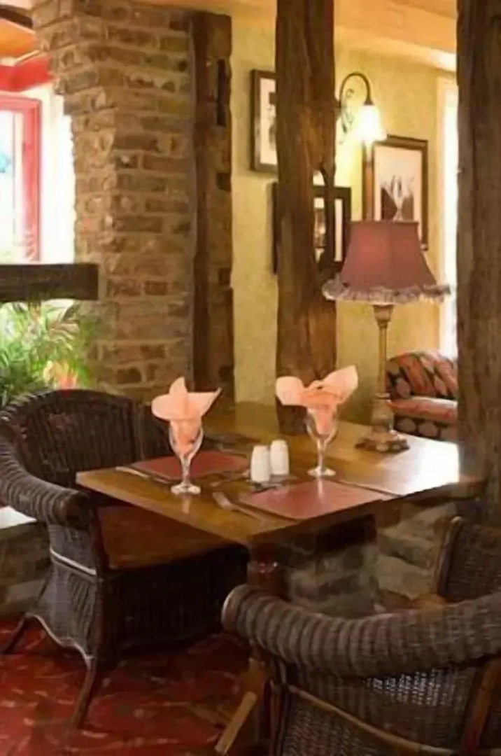 Roebuck Inn