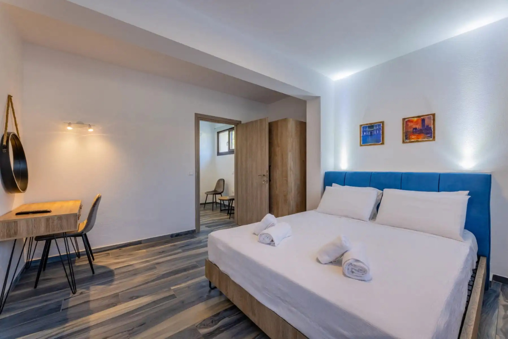 Penelope Luxury Suites