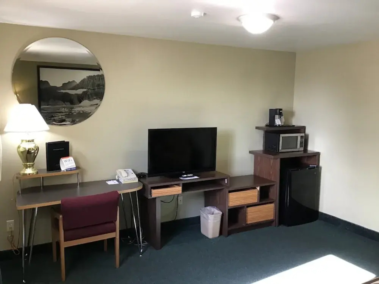 Super 8 Belgrade/ Bozeman Airport