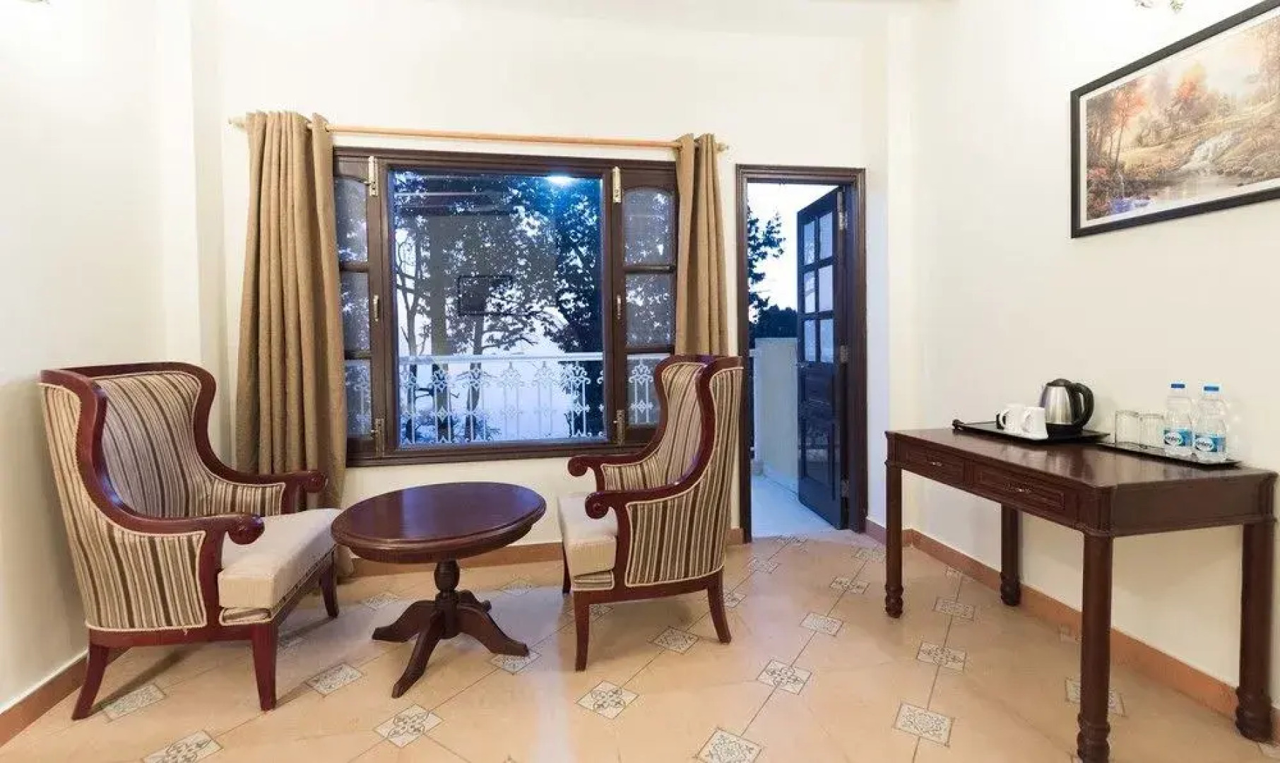 Treebo Trend Royal Mansion