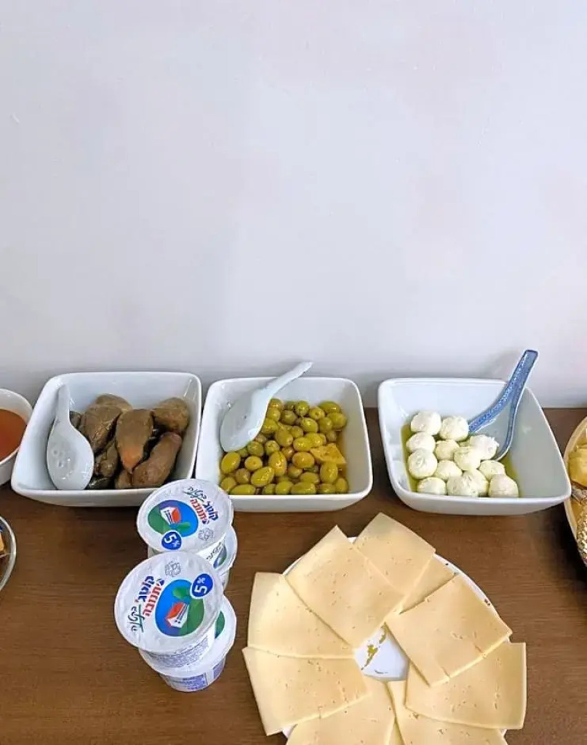 Hilltop luxury suites