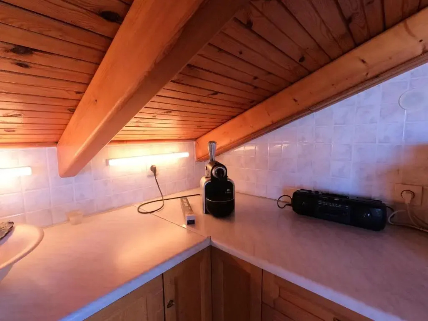 Loft apartment 20m from sea