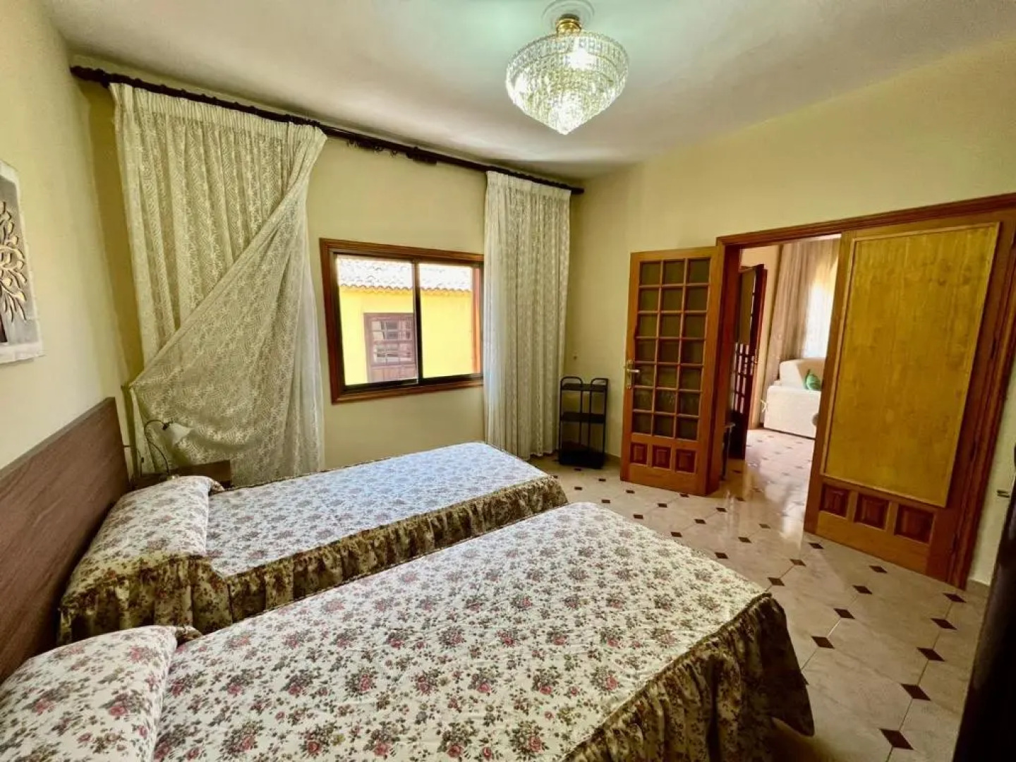 Lovely spacious apartment in the center - Vilaflor