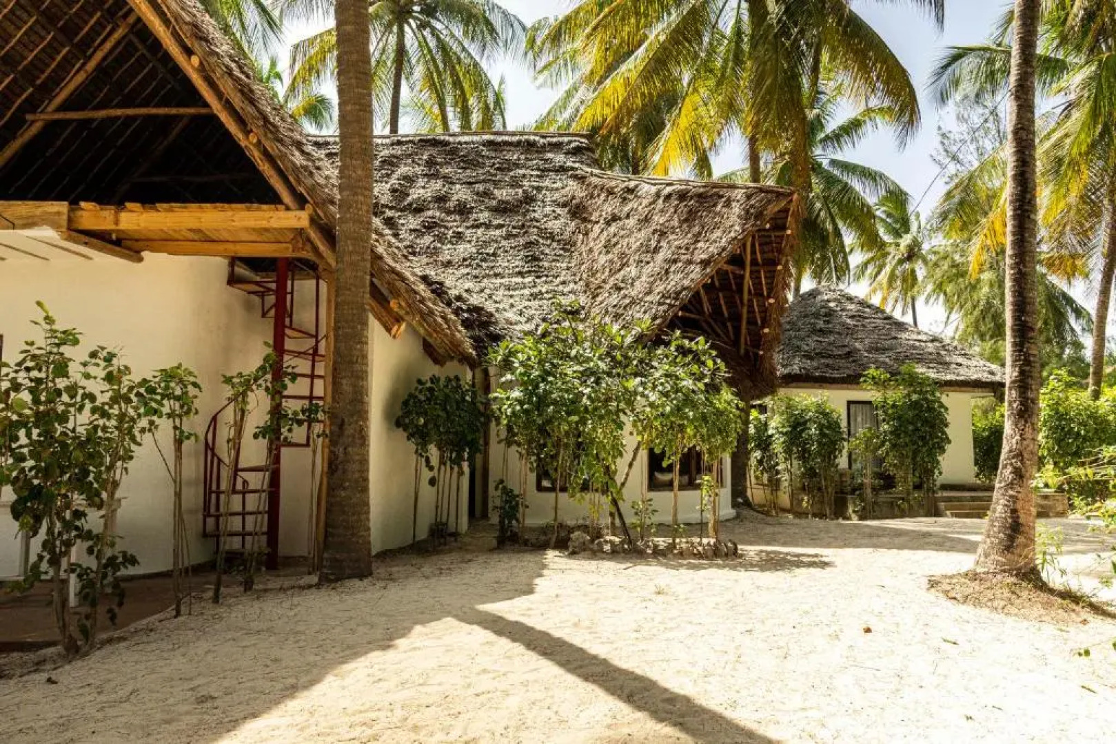 Kinazi Upepo Beach Hotel