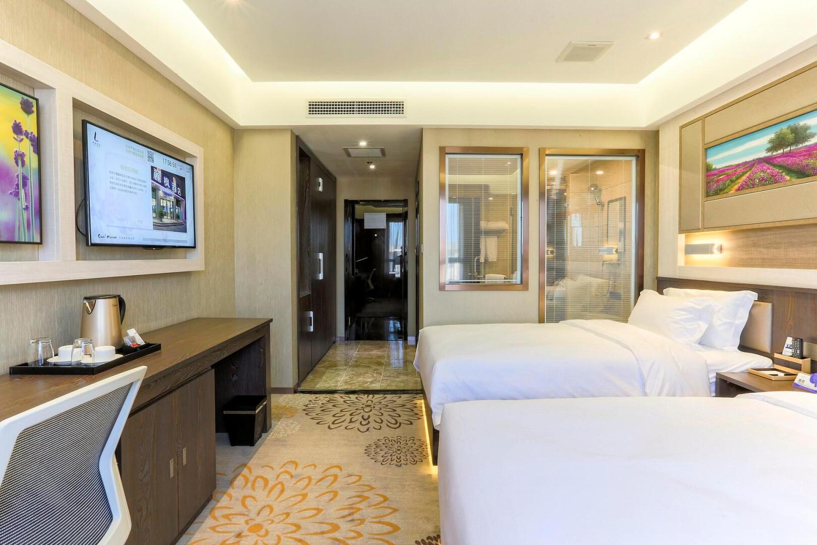 Lavande Hotel Heyuan Avenue Asia's first fountain