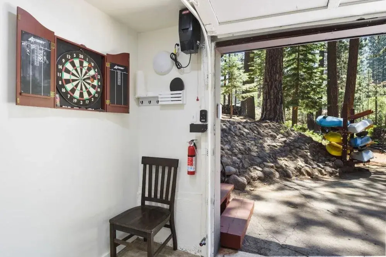 Incline Bliss Dreamy Pet Friendly Escape