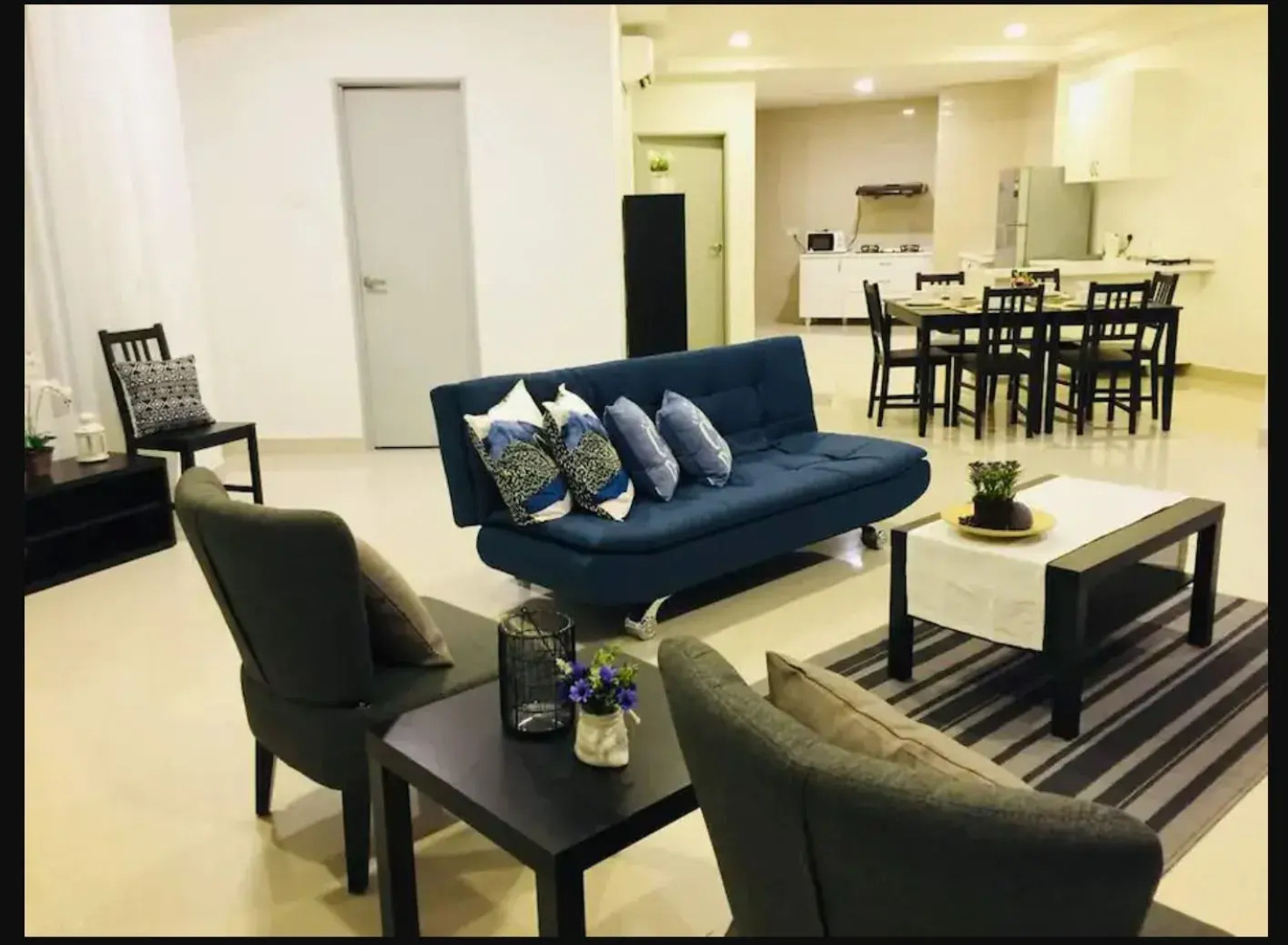 Sky Bungalow Green Beverly Hills