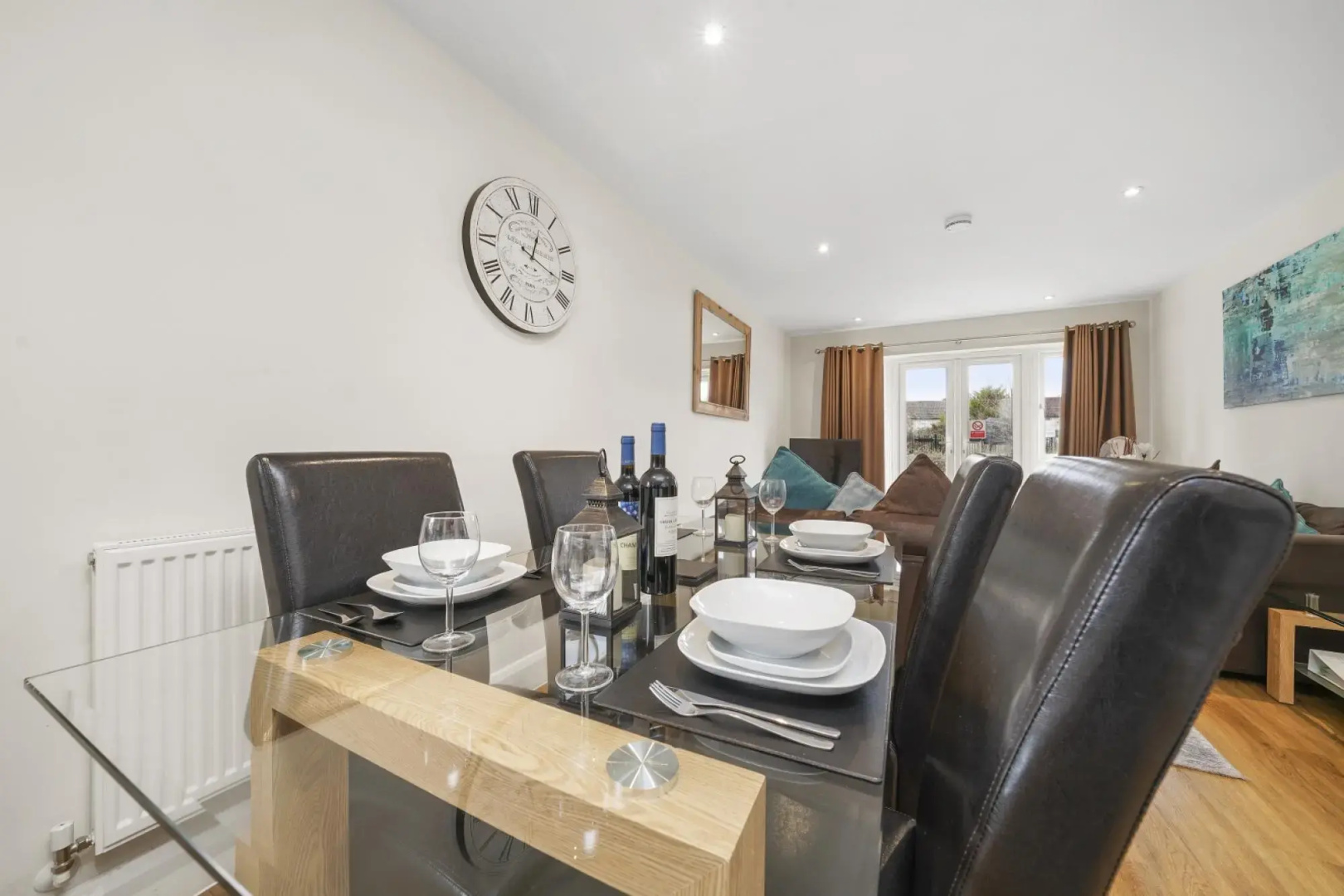 London Heathrow Living Serviced Apartments- Apt 10