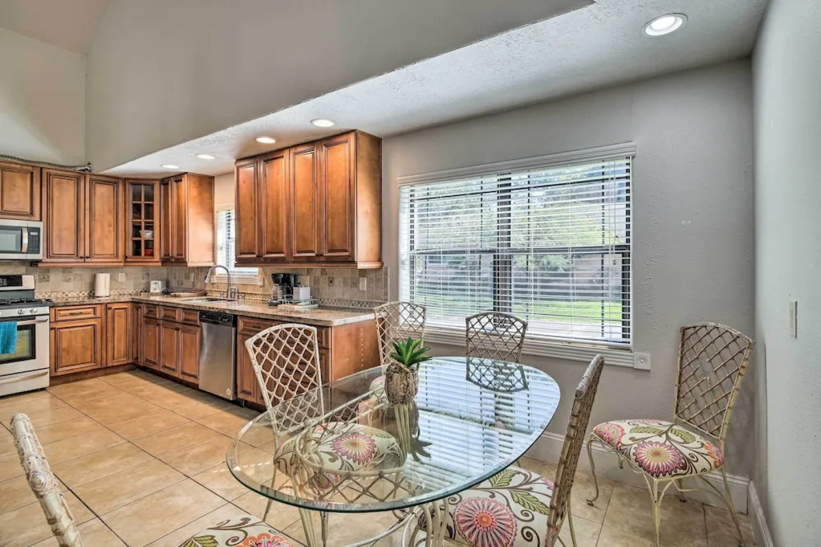 Spacious Seabrook Home w/ Patio: 1 Mi to Beach!