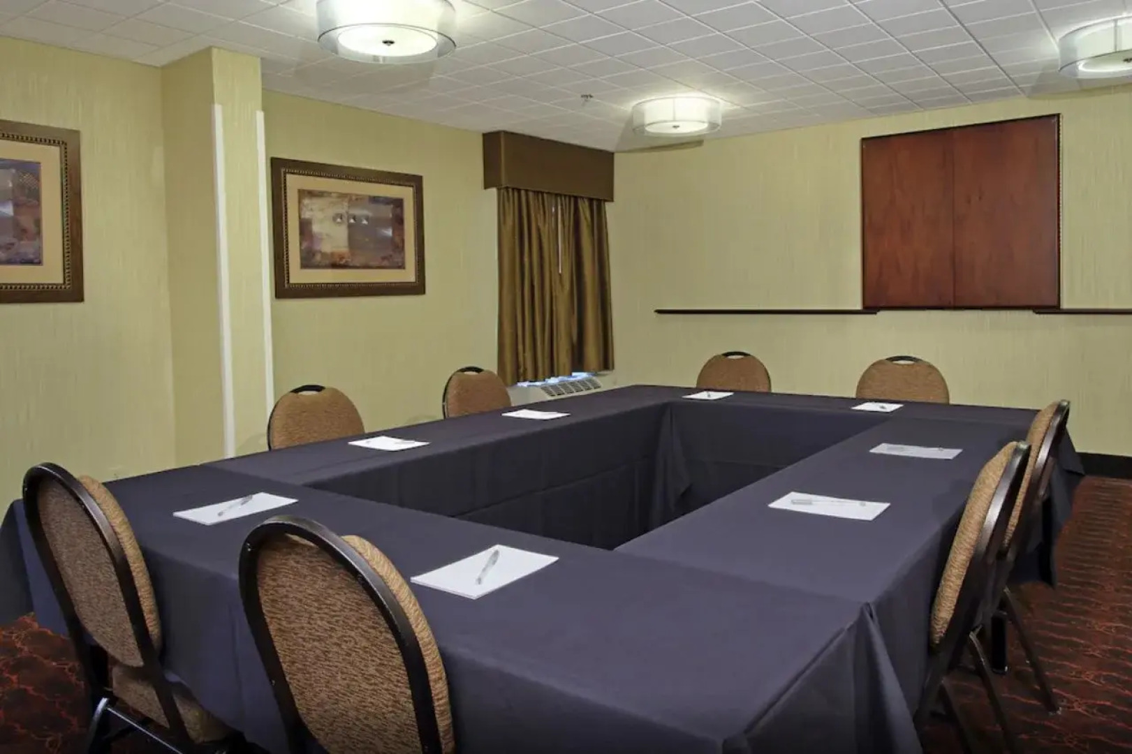 Hampton Inn Columbus - Airport