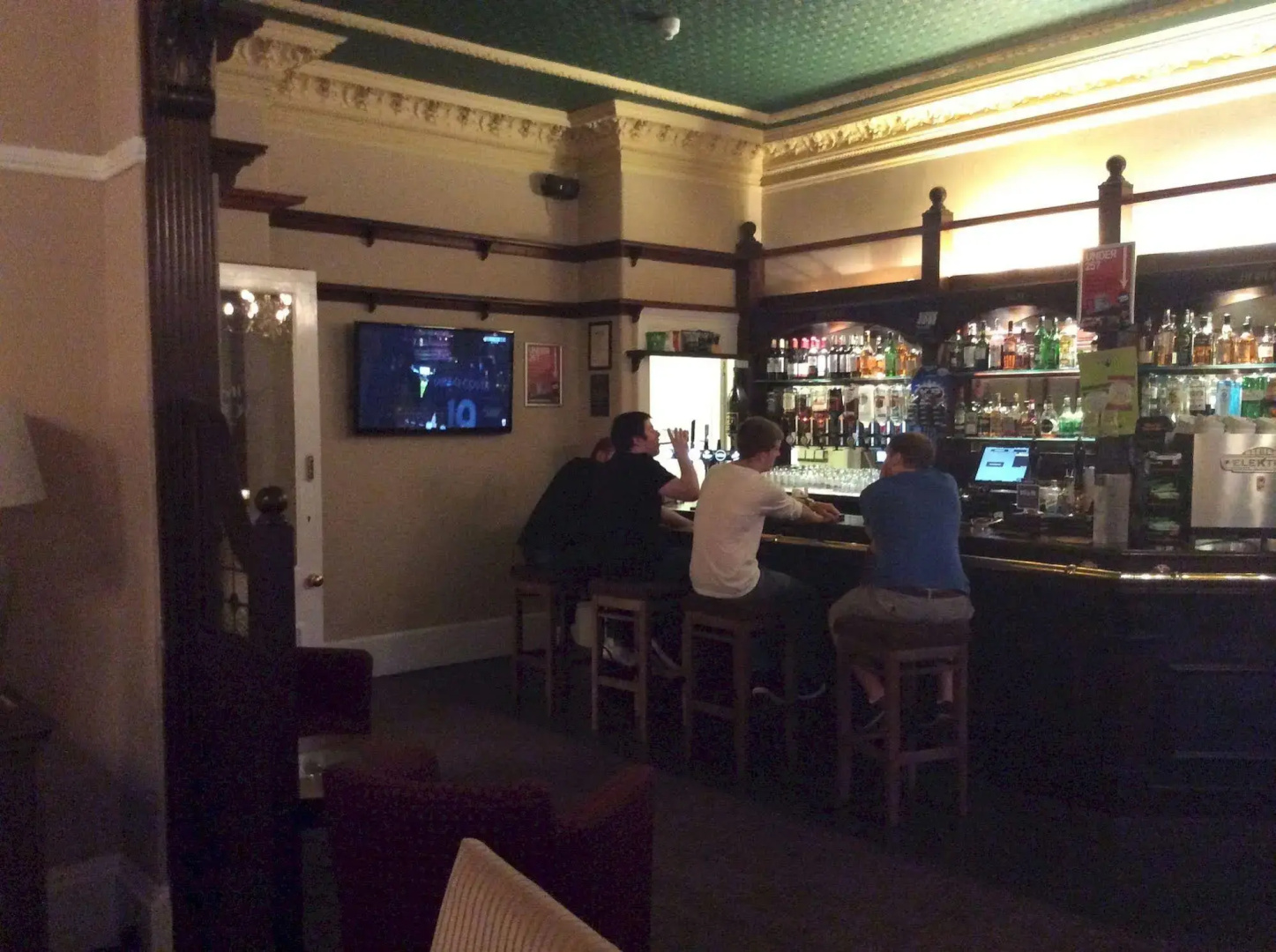 Taychreggan Hotel