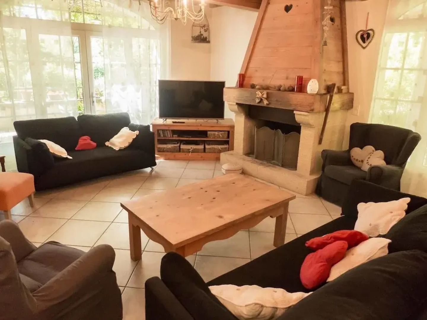 Large House With Pool in a Lush Green Environment