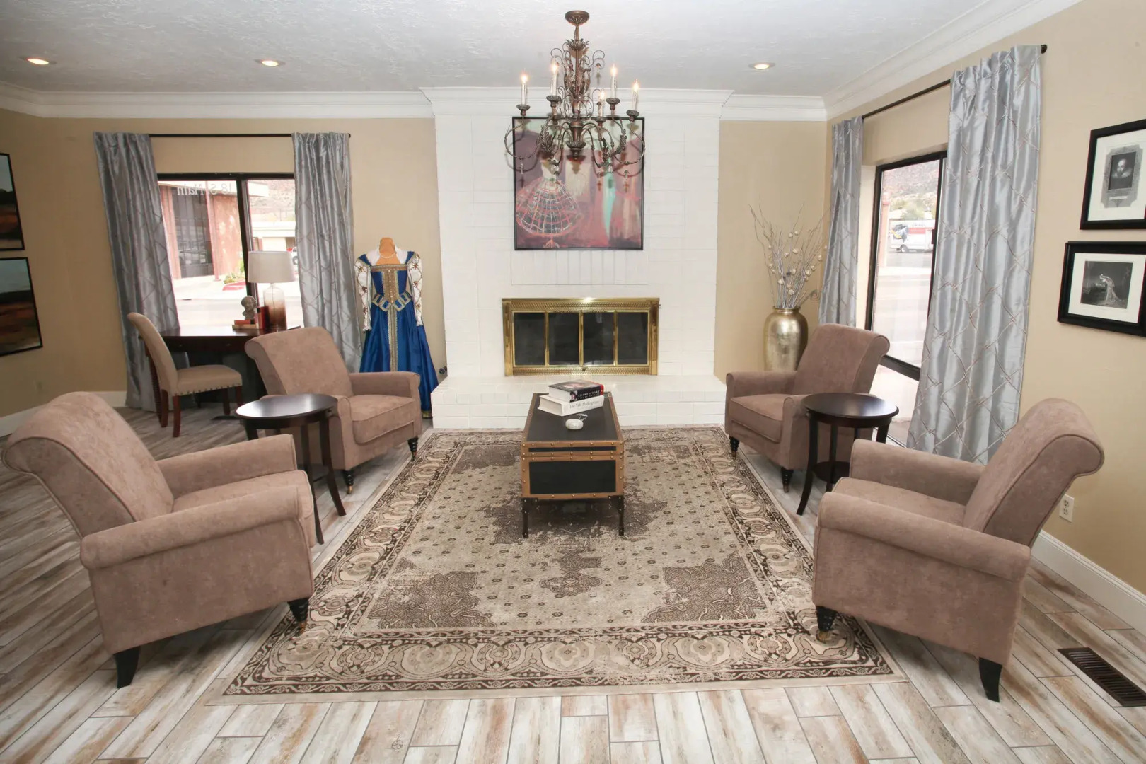 Stratford Court Hotel