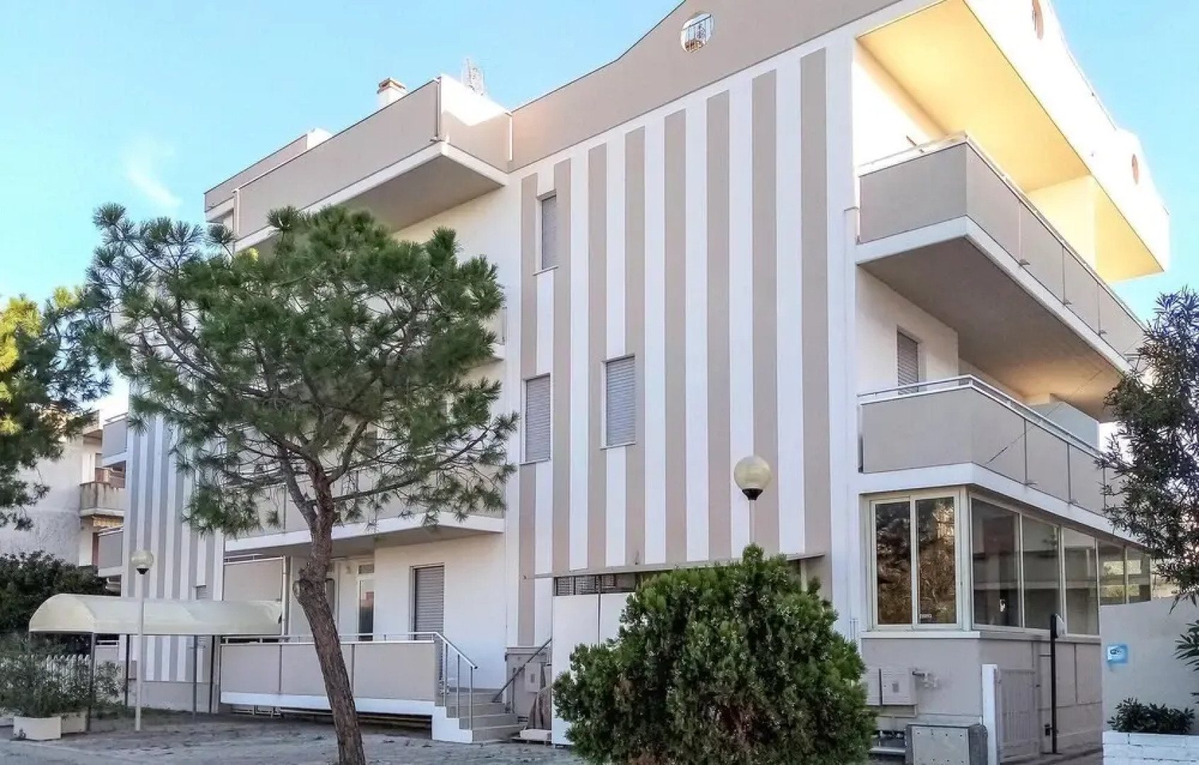 Beautiful Apartment in Alba Adriatica With 1 Bedrooms, Wifi and Outdoor Swimming Pool