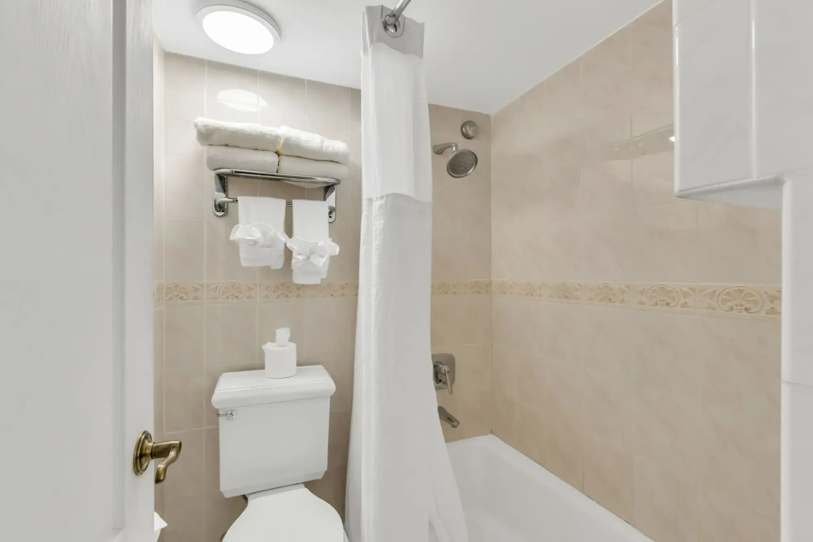 Napa Valley Hotel & Suites