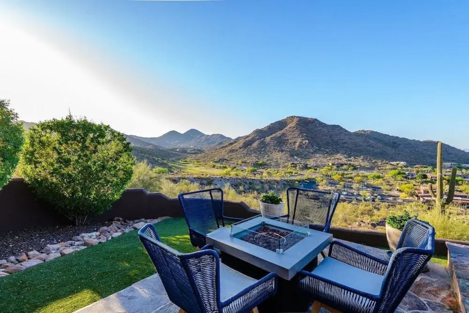 Casa Sunridge 5 Bedroom Home by Redawning