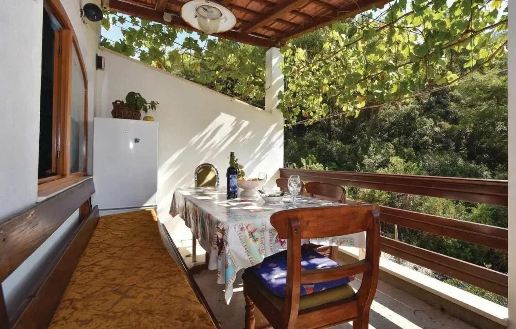 Stunning Apartment in Bogomolje With 1 Bedrooms