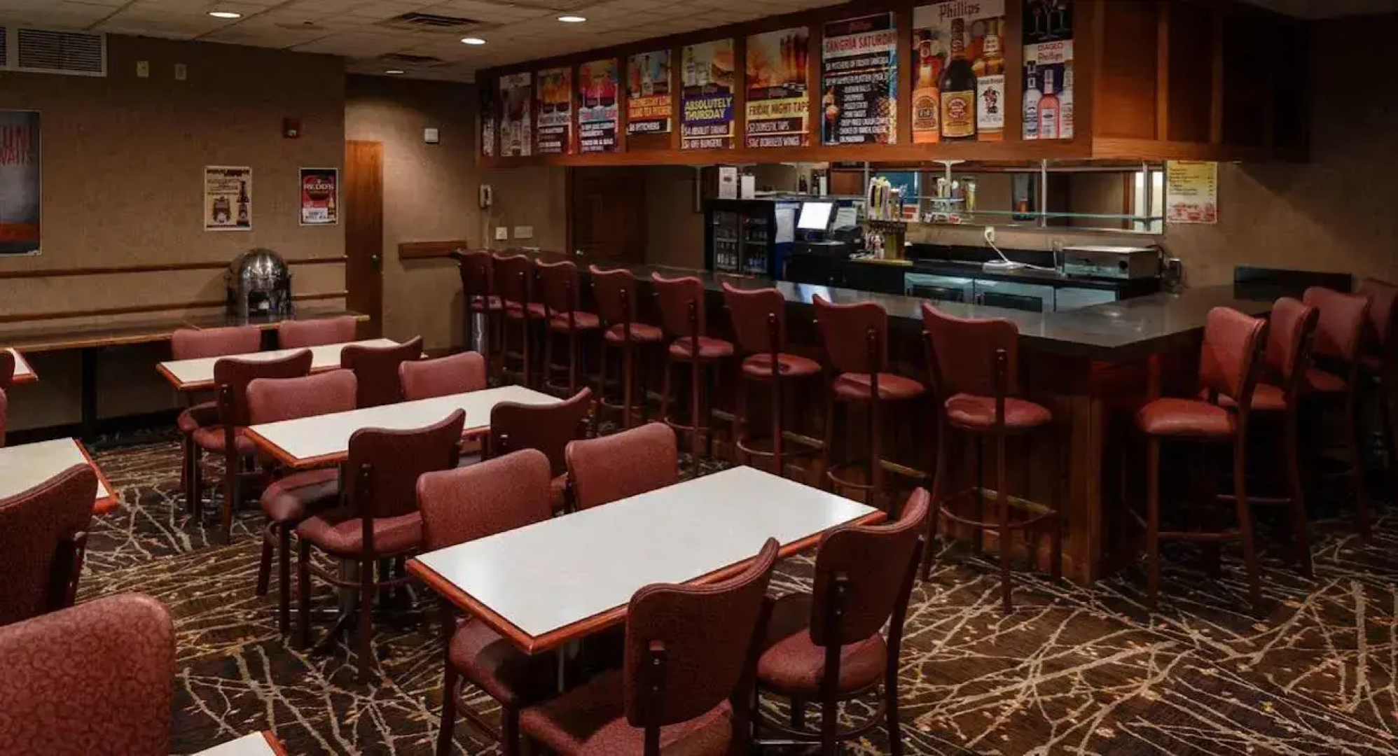 Norwood Inn & Suites