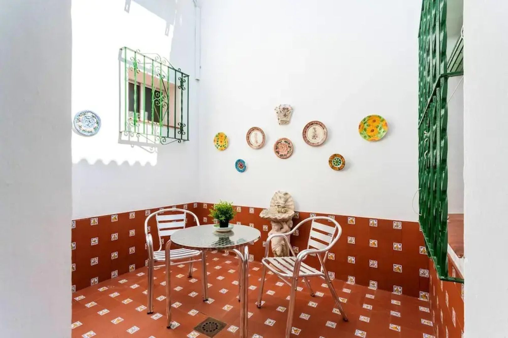 House With 6 Bedrooms in Villamanrique de la Condesa, With Private Pool and Enclosed Garden Near the Beach