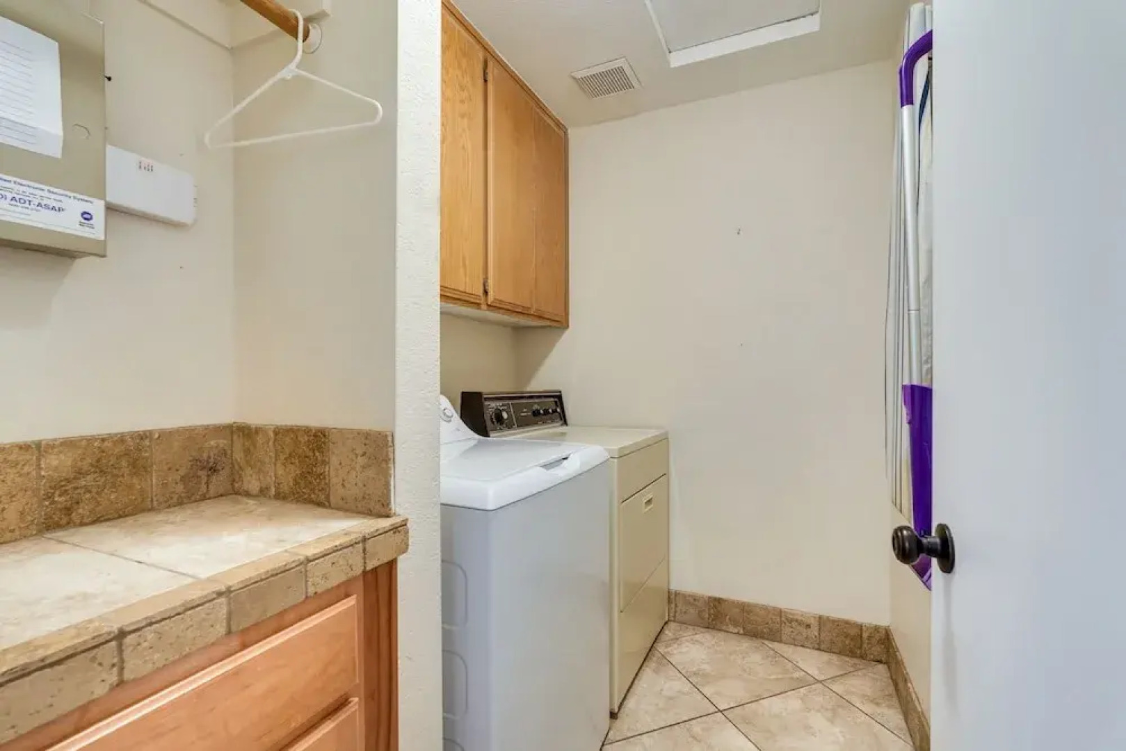 Pet-friendly Lake Havasu City Home: Walk to Beach!