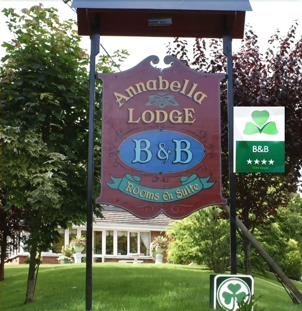 Annabella Lodge Bed & Breakfast