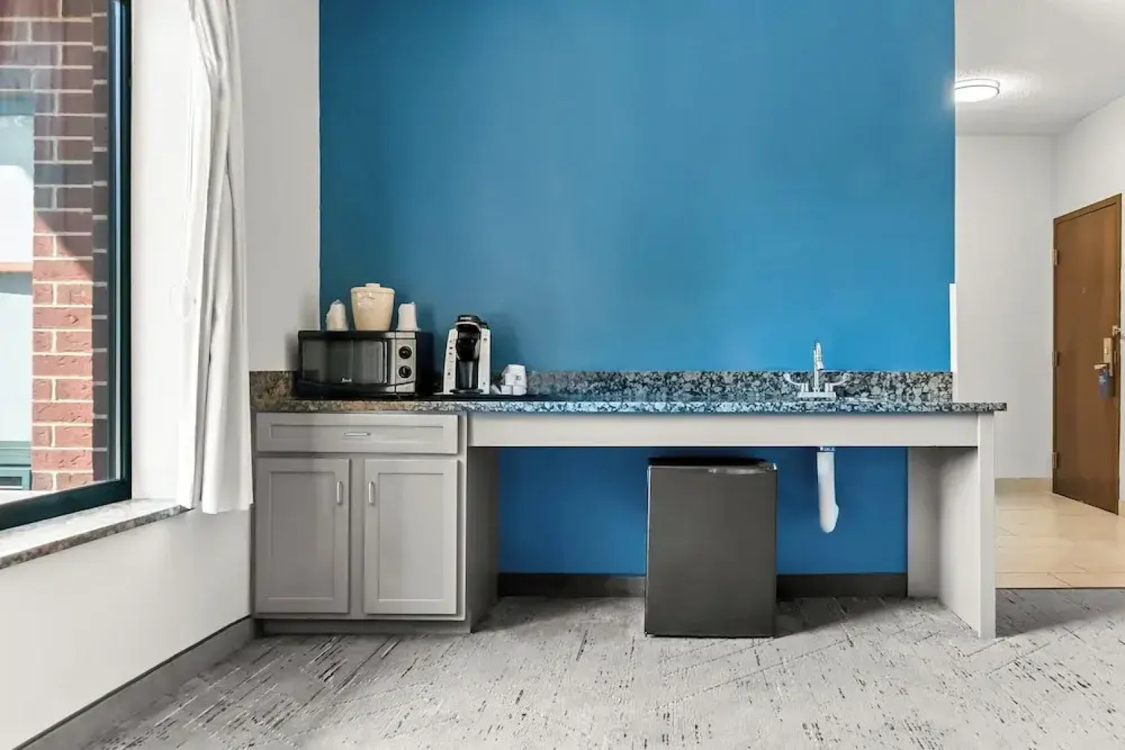 Holiday Inn Express Hotel & Suites Detroit-Novi by IHG