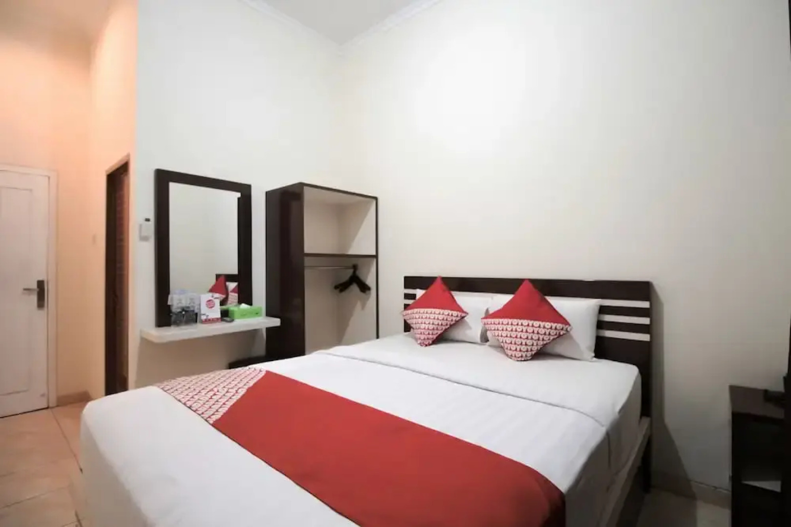 OYO 765 Wisma Andalas Asri Syariah