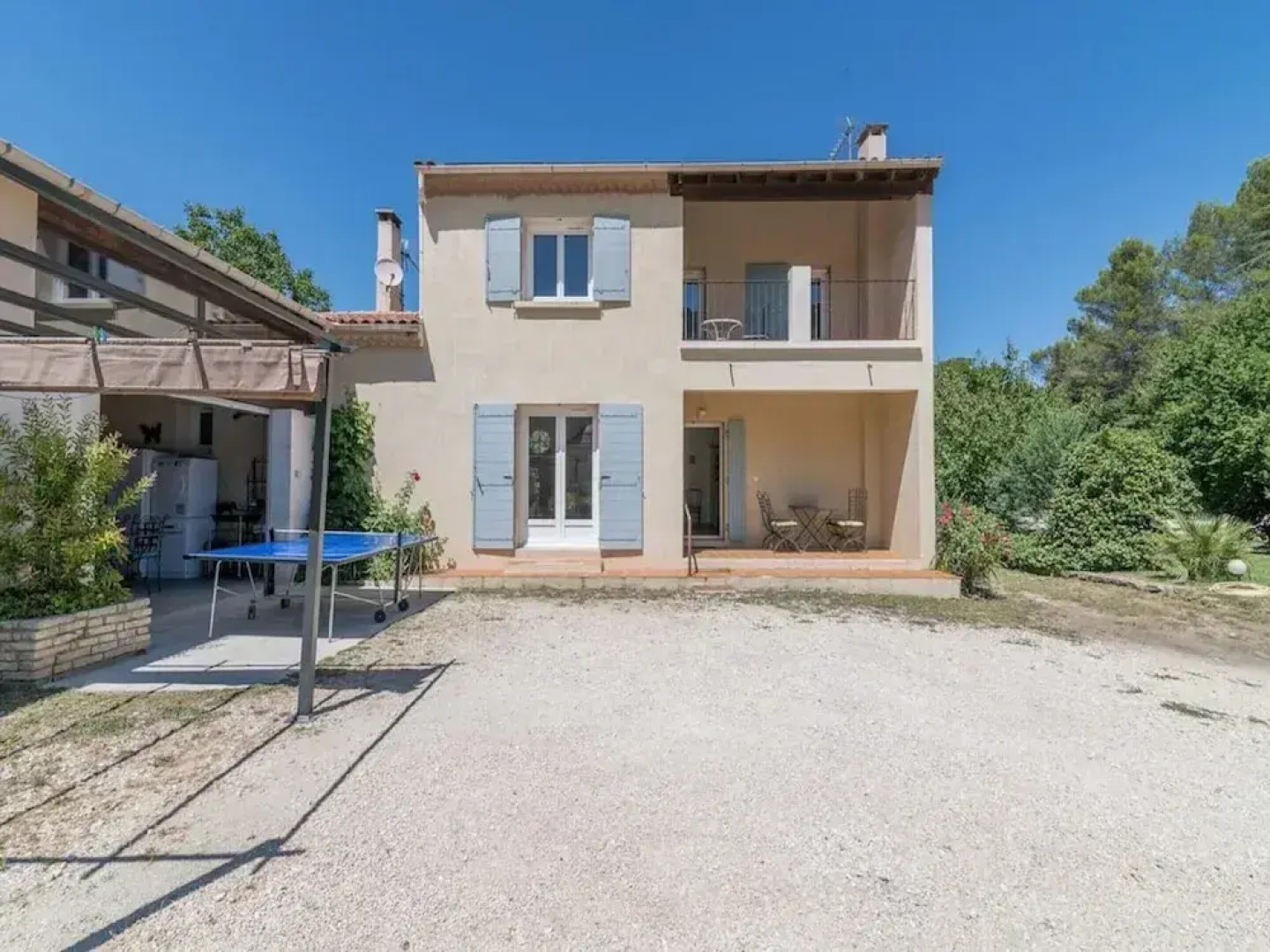 Villa With Swimming Pool Within the Luberon