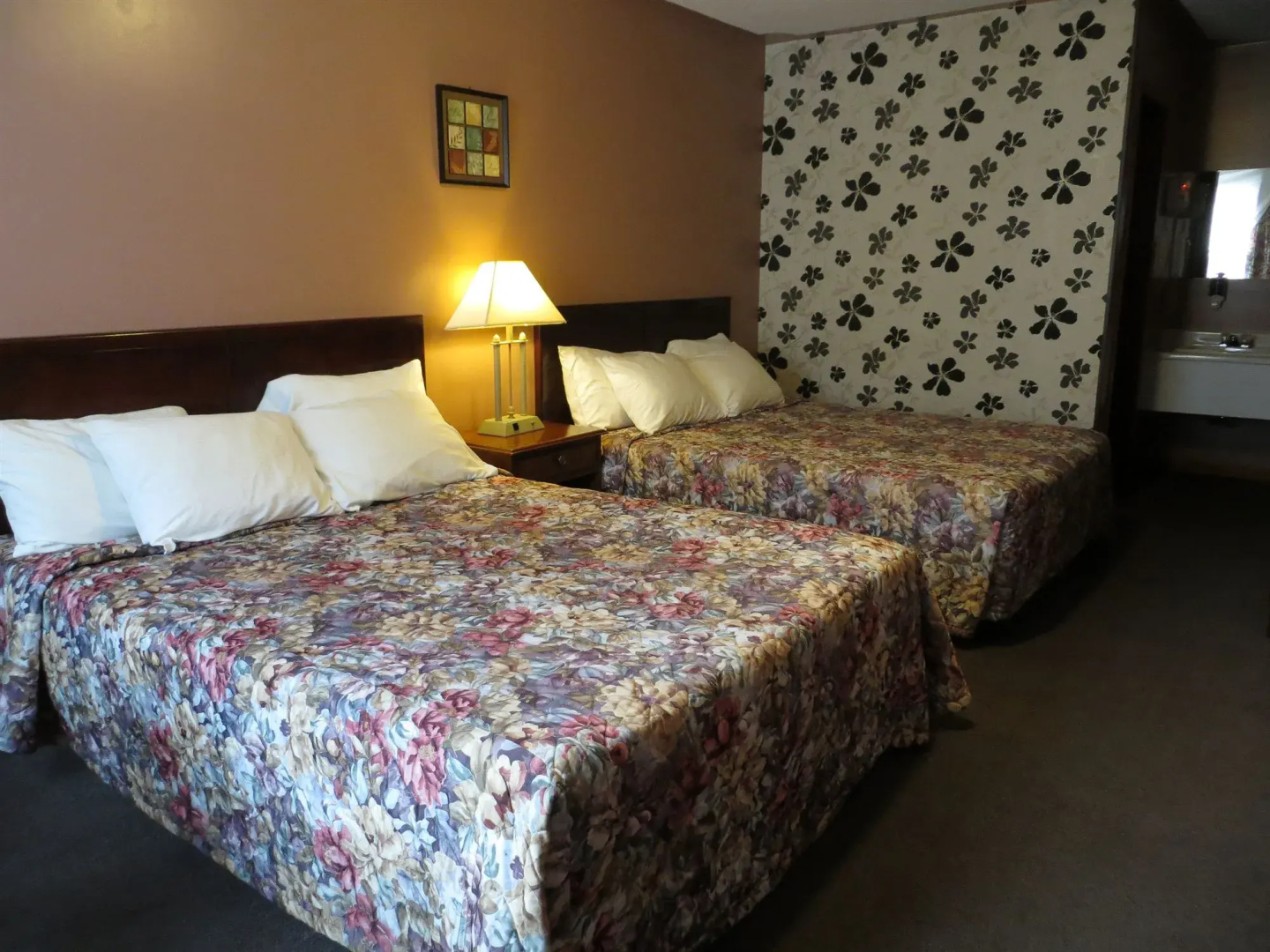 Kings Inn Midland