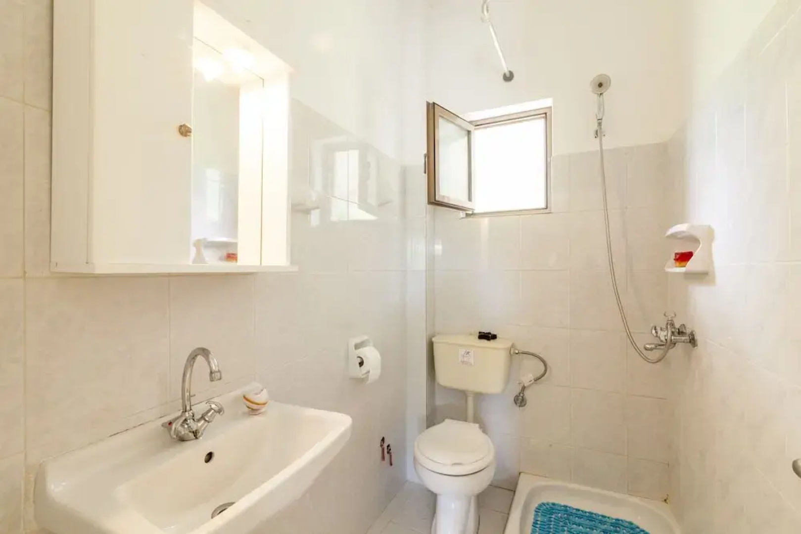 Ipsos Pool Apartments, Villa Maria, First Floor By Konnect