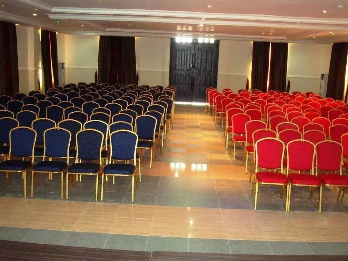 Kayriott Hotel & Suites