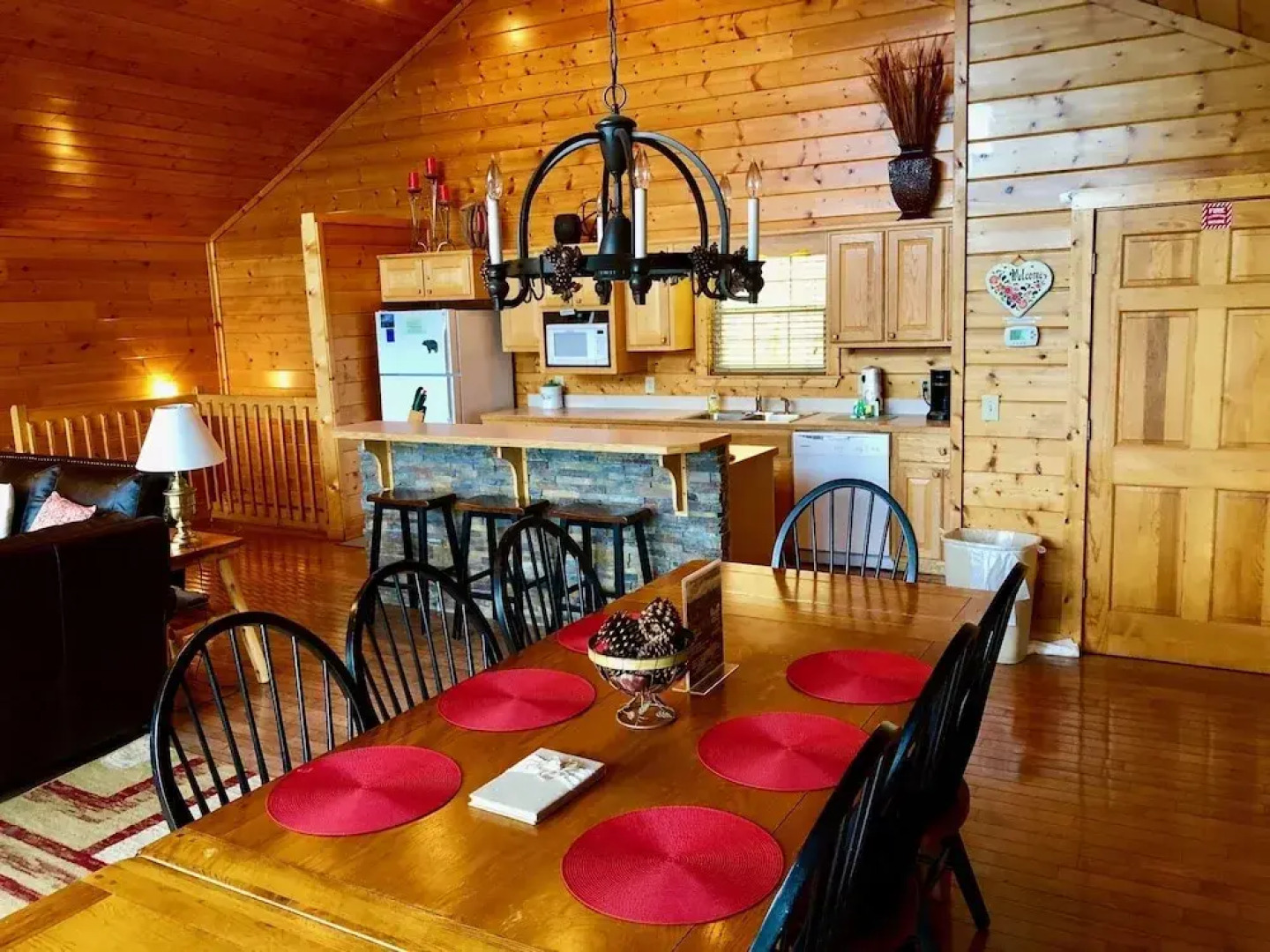 Majestic Views - Four Bedroom Cabin