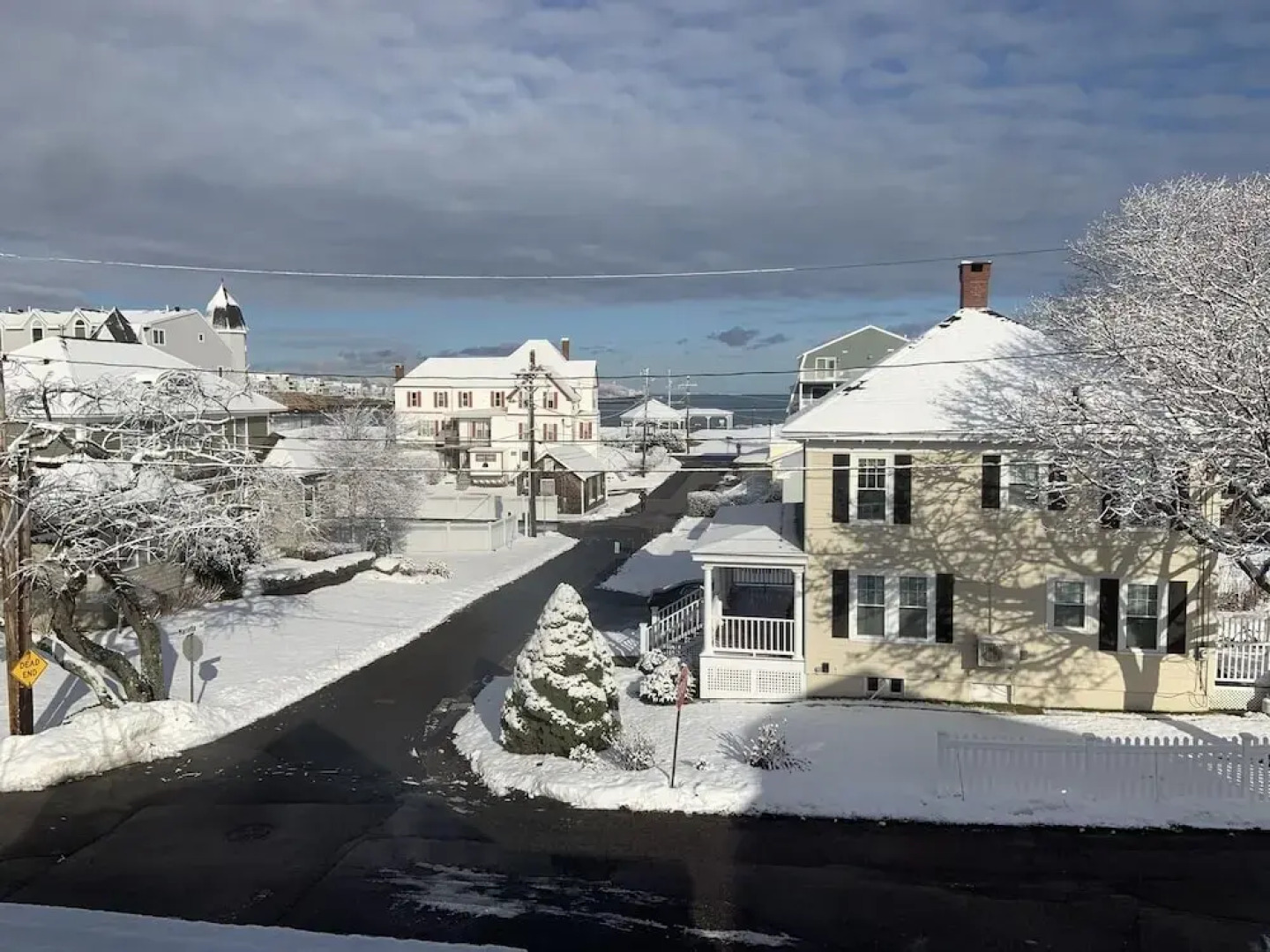 Cozy Cottage by the Sea - Y672 Brought to you by GetAway Vacations