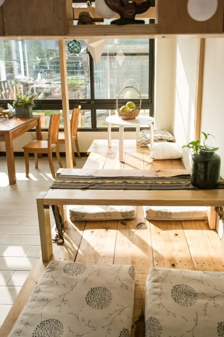 Tree House Café & Homestay