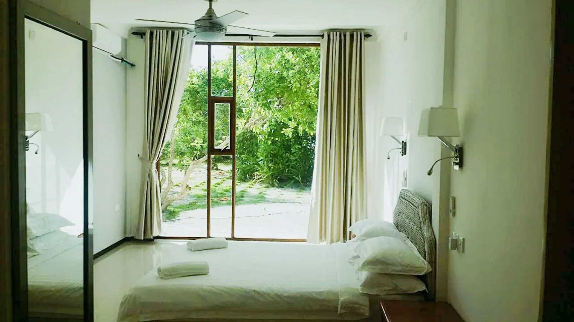 Nazaki Beach Hotel & Spa Maldives