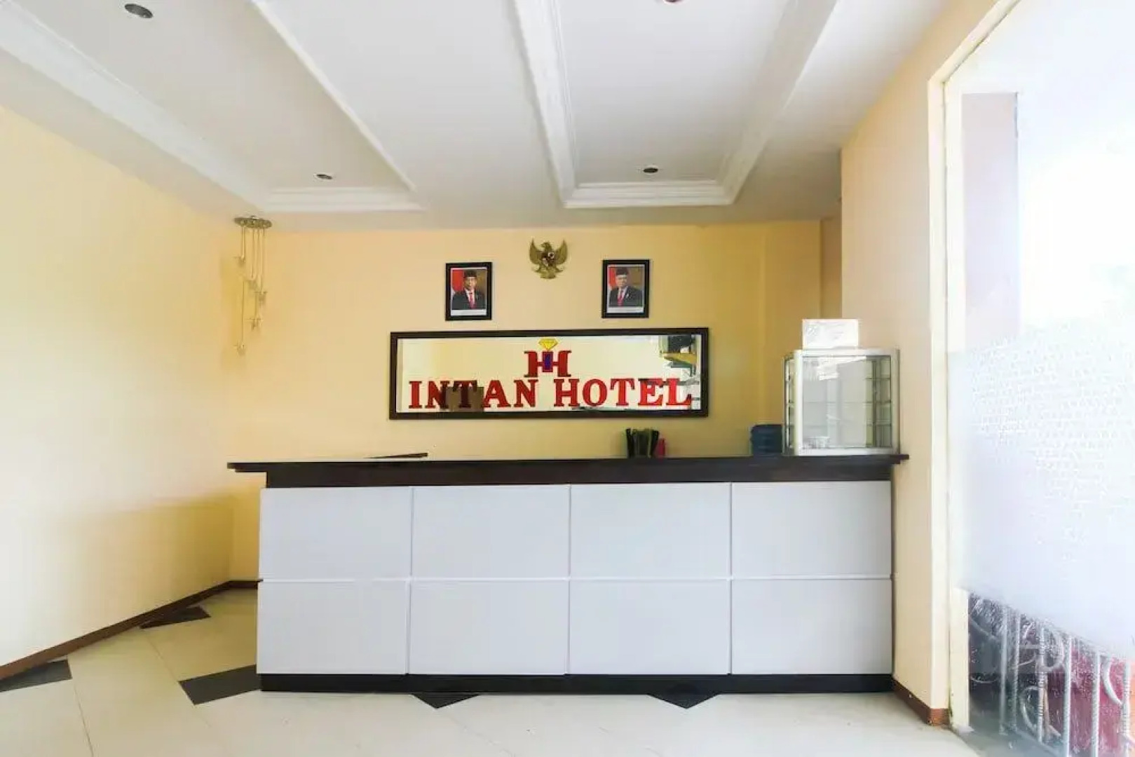 OYO 1025 Hotel Intan