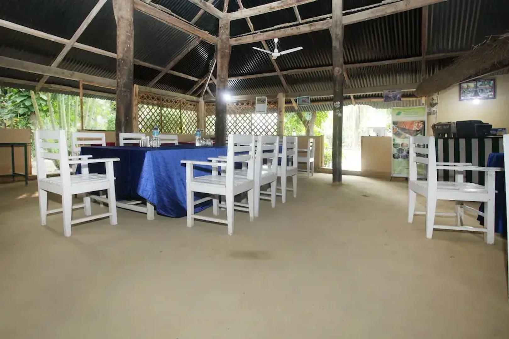 Oyo 643 Samarth Bardiya Adventure Resort