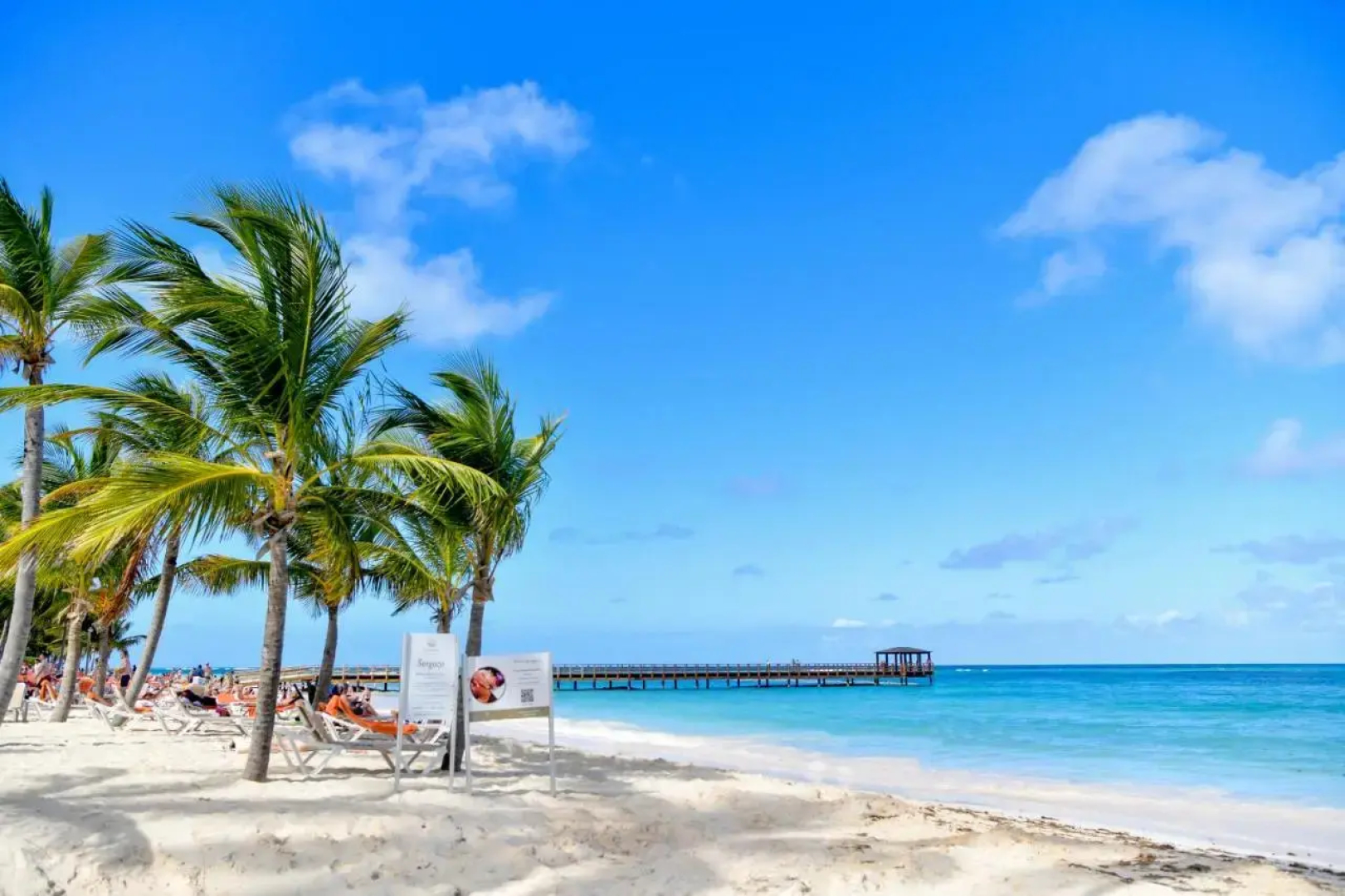 Yara Beach Apartahotel