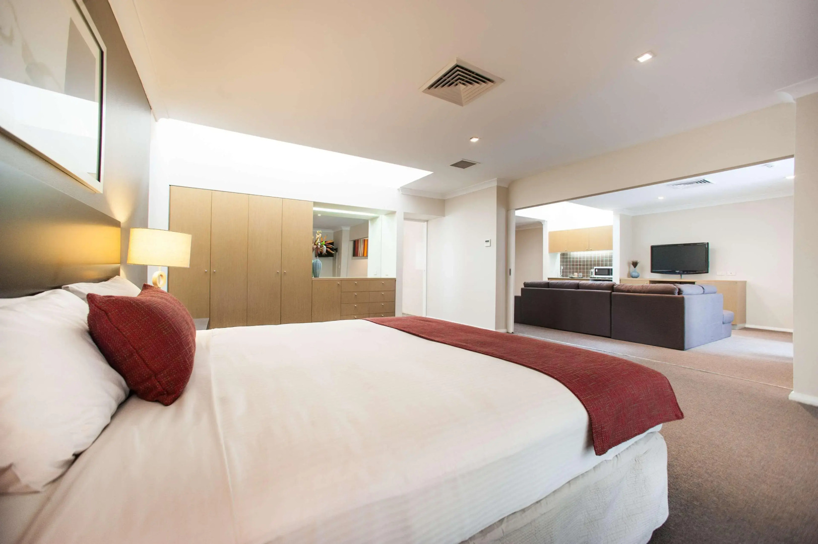 Ramada Hotel & Suites Sydney Cabramatta
