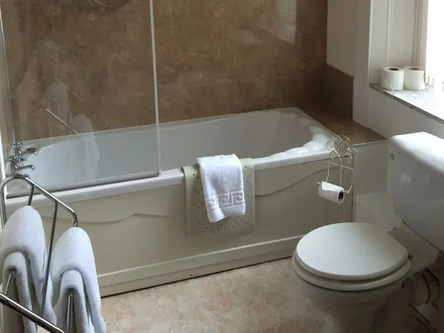 Elm House Hotel
