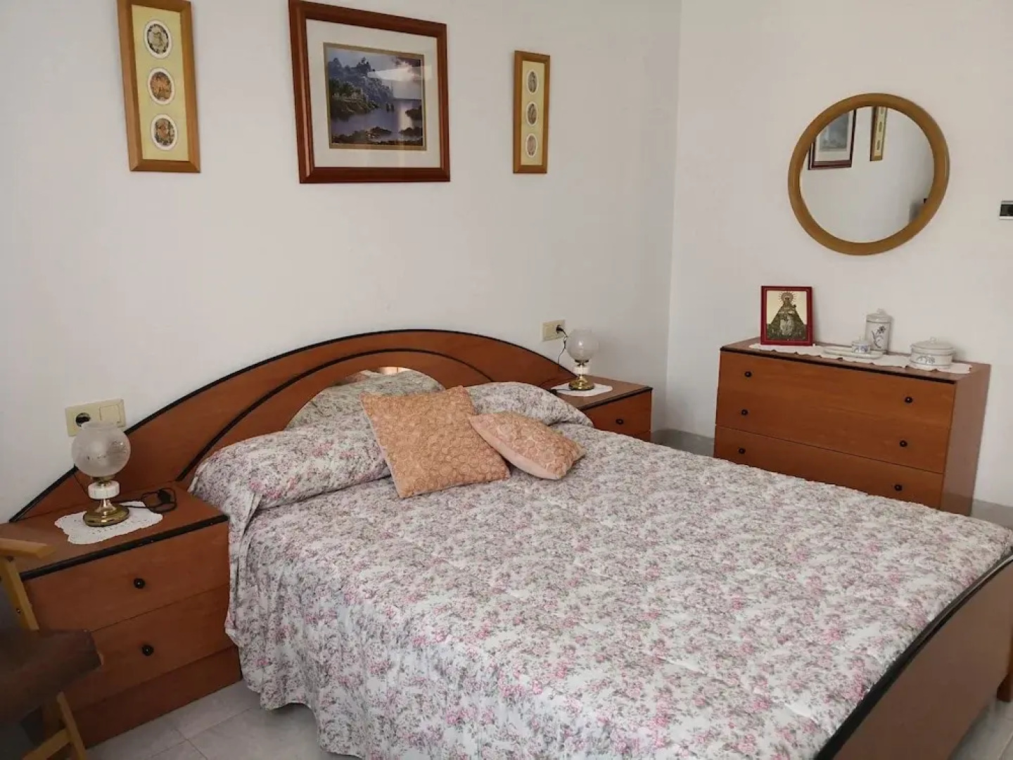 Villa con jardín piscina y cerca playa