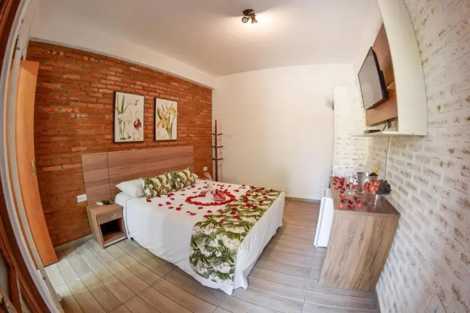 Pousada Vale das Orquídeas