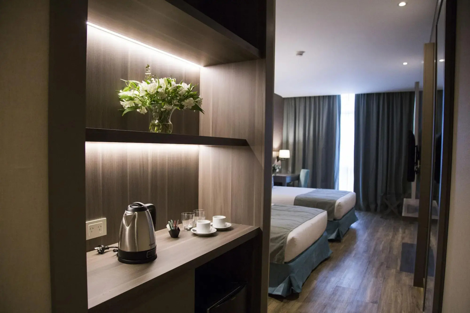 Hotel Land Plaza La Plata